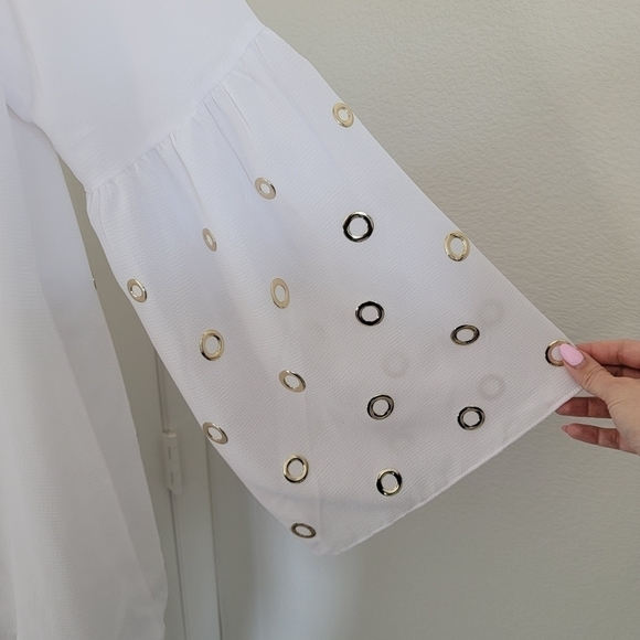 Michael Michael Kors White Blouse with Gold grommet accent Size M Medium - Picture 5 of 5
